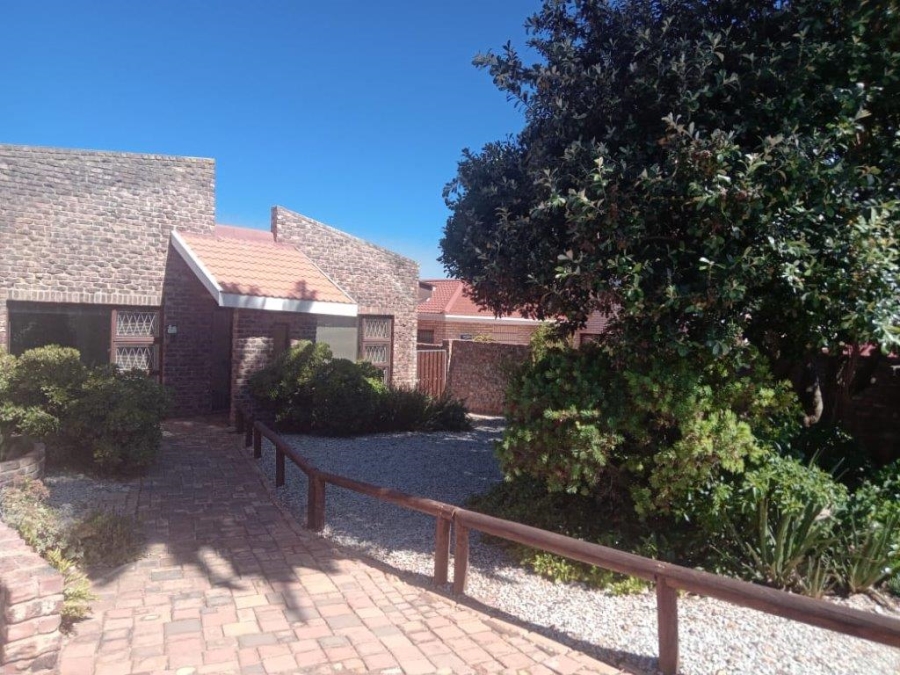 3 Bedroom Property for Sale in Noorsekloof Eastern Cape